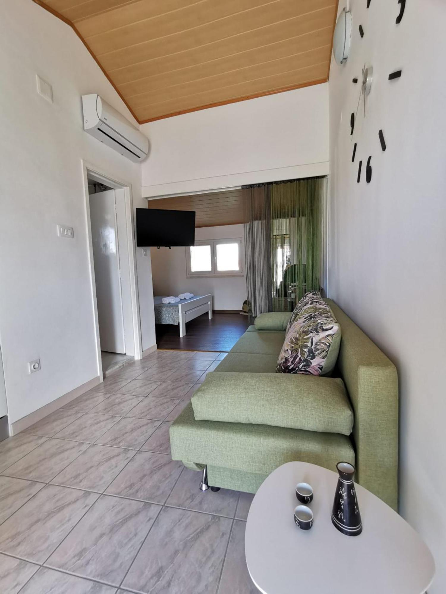 Apartmani Vana 1 Tribalj Dış mekan fotoğraf
